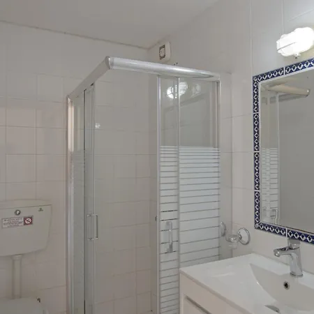 Tatil Evi Beautiful Summer House 5' From The Karafotaíika