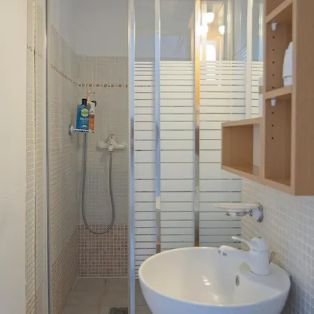 Casa vacanze Beautiful Summer House 5' From The Karafotaíika