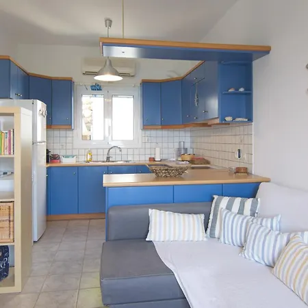 Beautiful Summer House 5' From The Karafotaíika