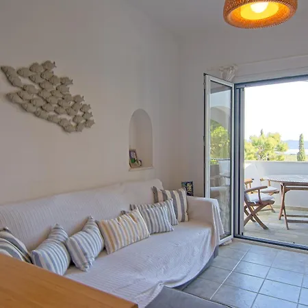 Beautiful Summer House 5' From The *