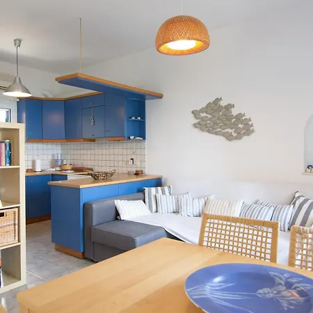 Beautiful Summer House 5' From The * Karafotaíika