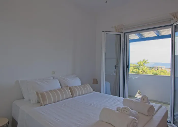 Beautiful Summer House 5' From The 度假居 Karafotaíika