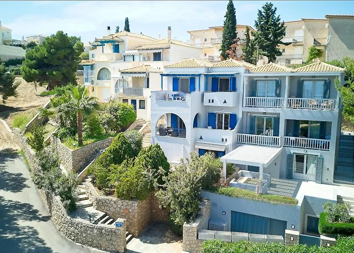 Beautiful Summer House 5' From The Σπίτι διακοπών Καραφωταίικα